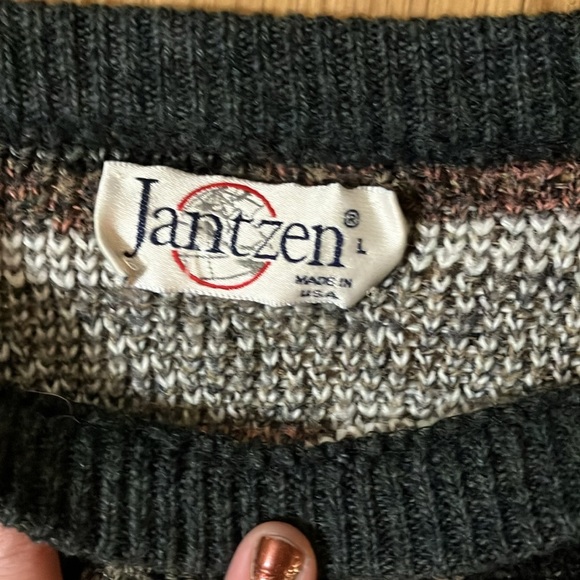 Vintage Jantzen sweater size Large - Picture 2 of 3